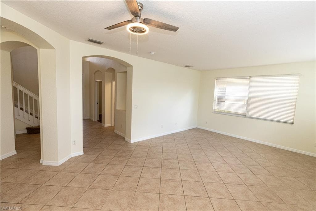 17007 Tremont ST-7
