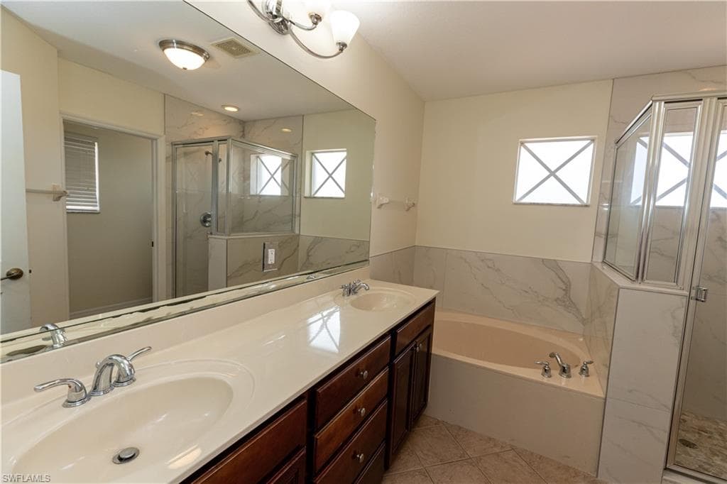17007 Tremont ST-14