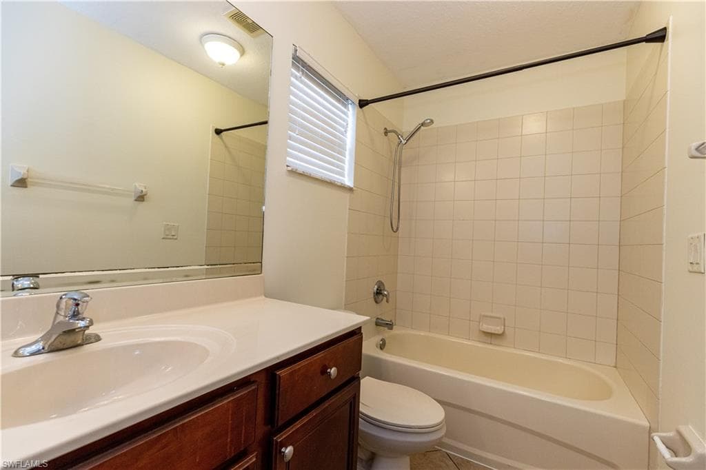 17007 Tremont ST-18