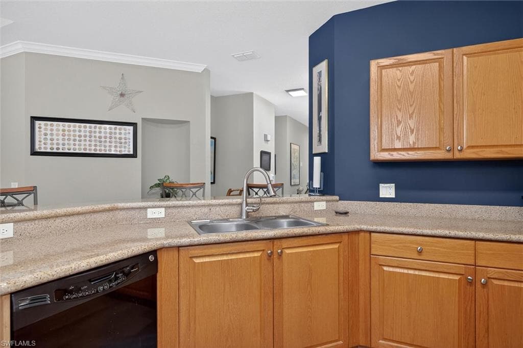 1806 Concordia Lake CIR 2210-32