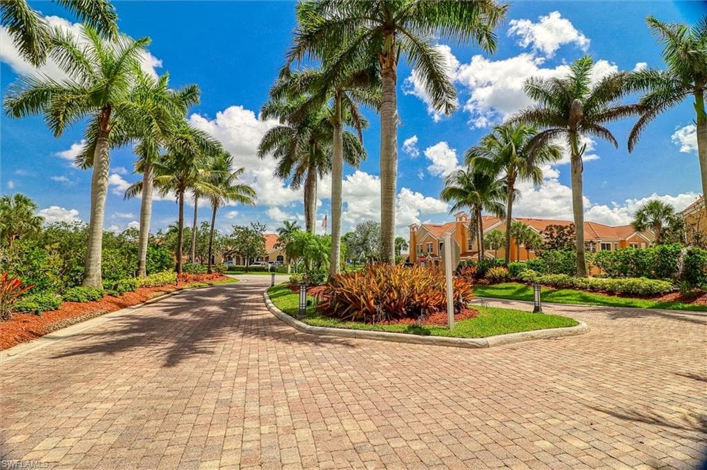 1806 Concordia Lake CIR 2210-28
