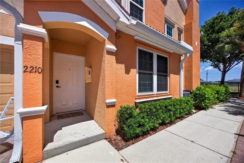 1806 Concordia Lake CIR 2210-34