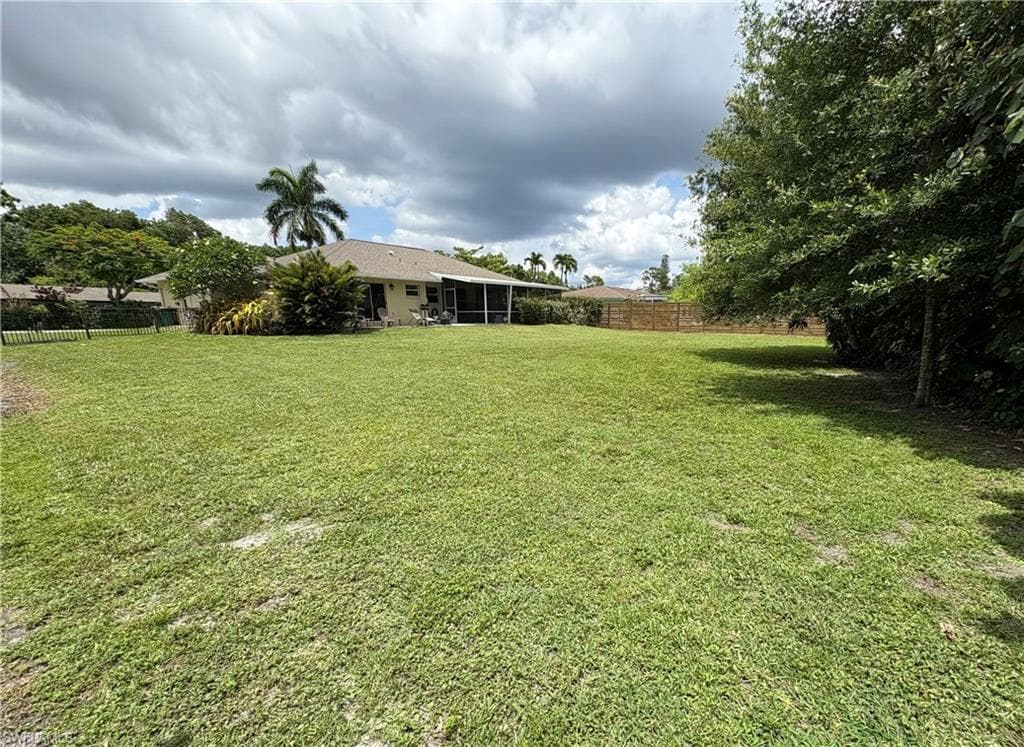5232 Raintree LN-41