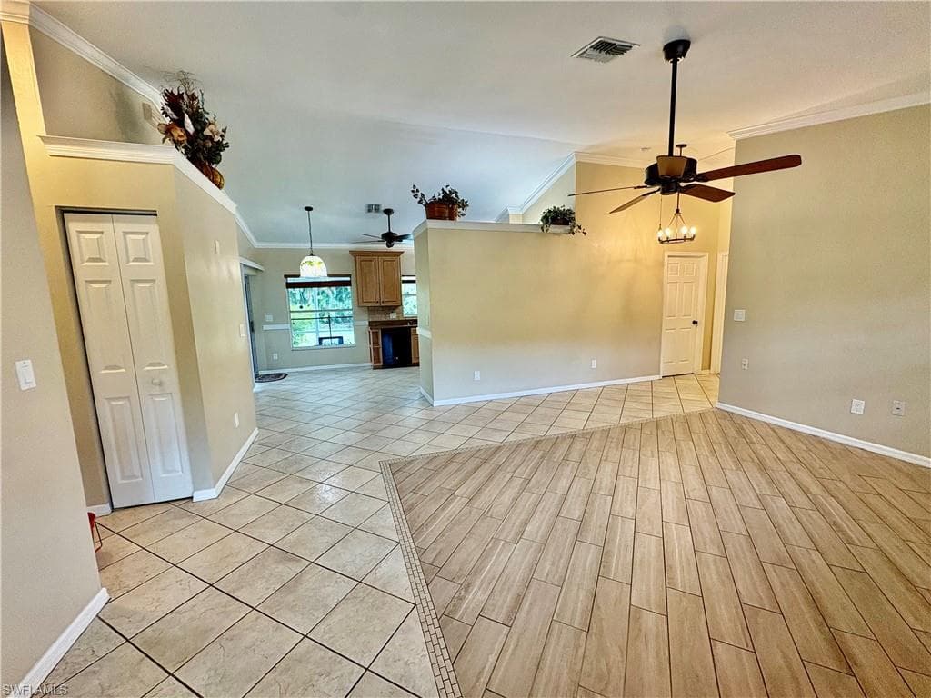 5232 Raintree LN-29
