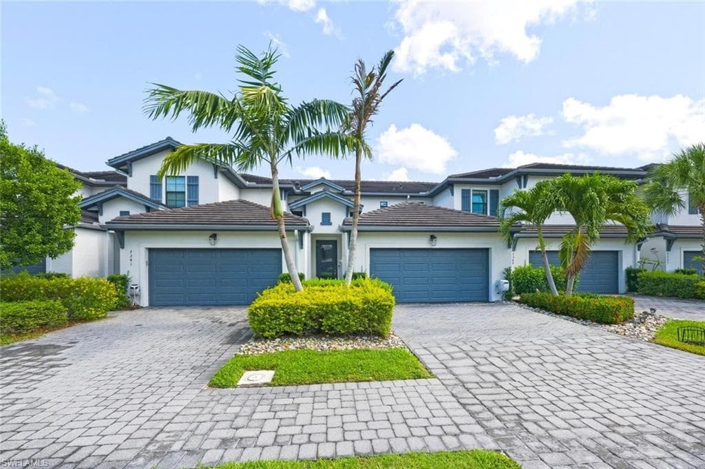 7345 Rockefeller DR-30