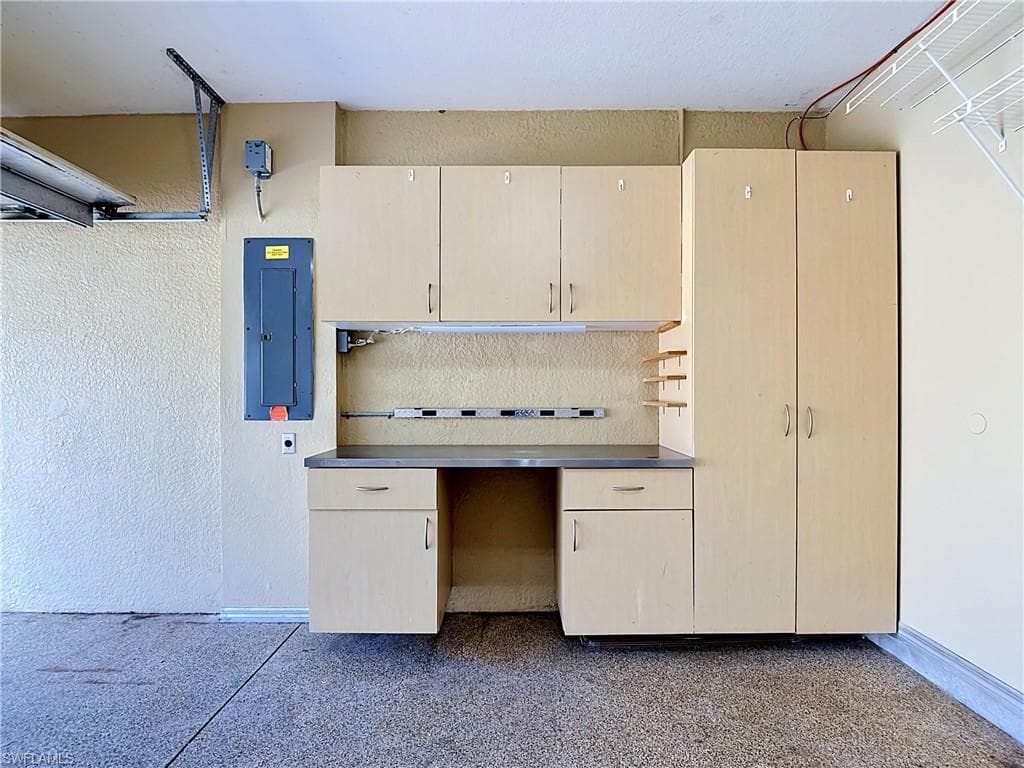 15641 Alton DR-22