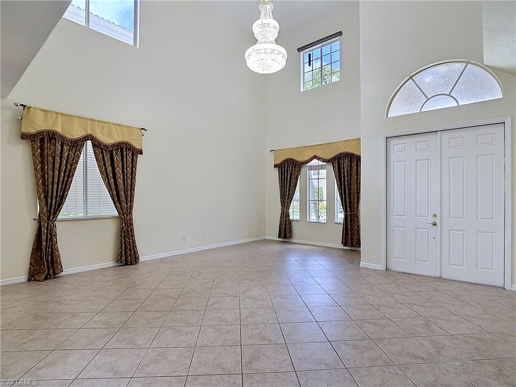 15641 Alton DR-7