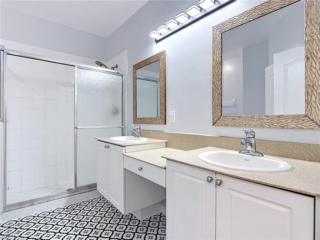 15641 Alton DR-34