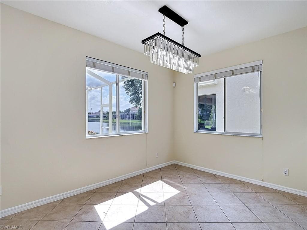 15641 Alton DR-14