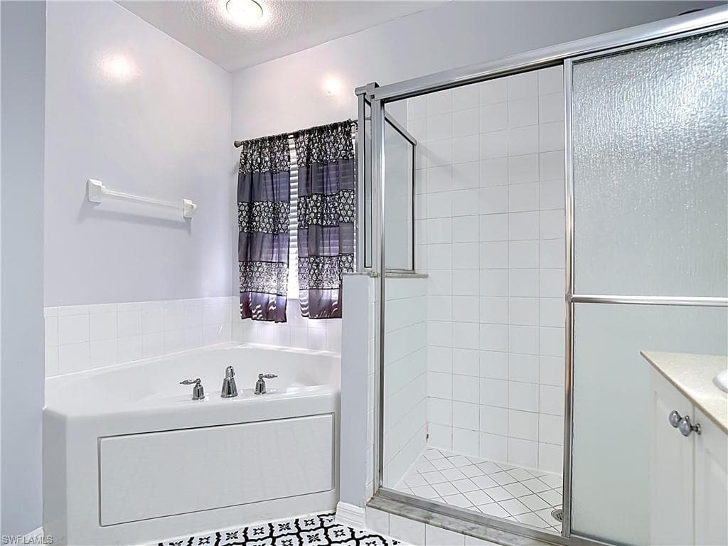 15641 Alton DR-35
