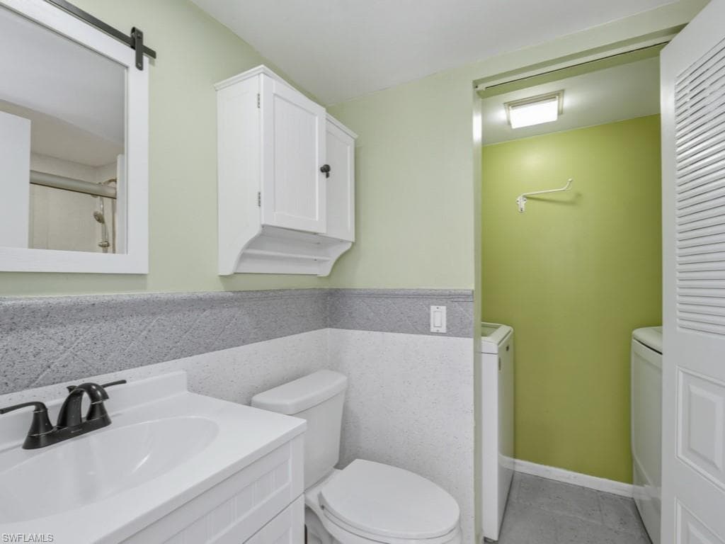 5247 Cedarbend DR 2-22