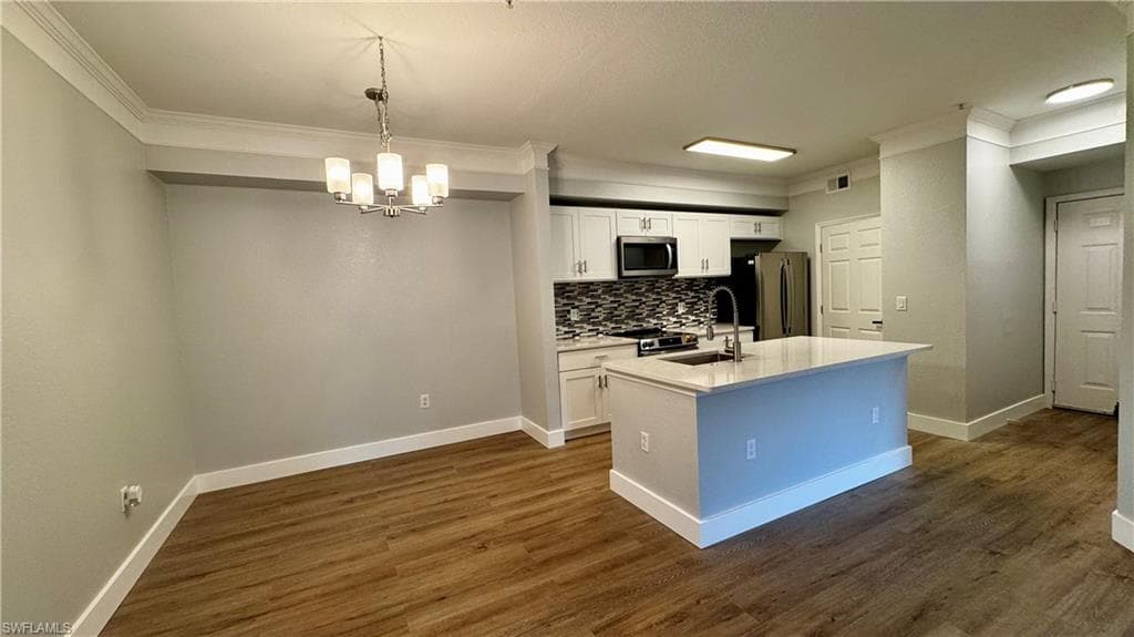 11530 Villa Grand 1101-14