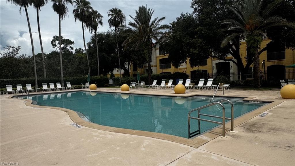 11530 Villa Grand 1101-31