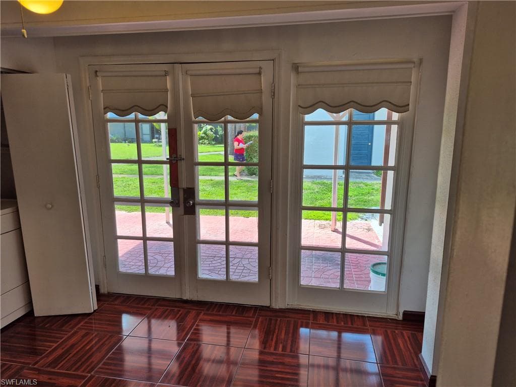 4909 Catalina DR 49-5
