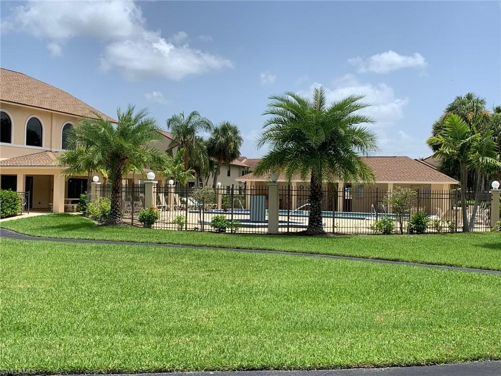 8715 Charter Club CIR 4-2