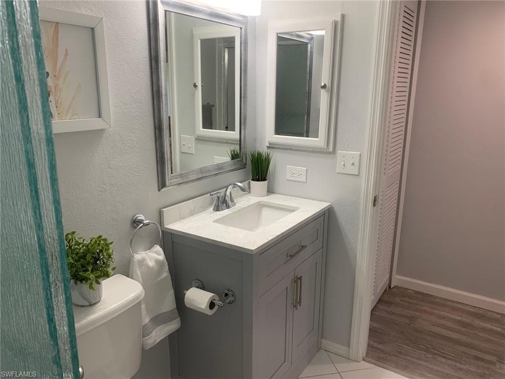 8715 Charter Club CIR 4-17