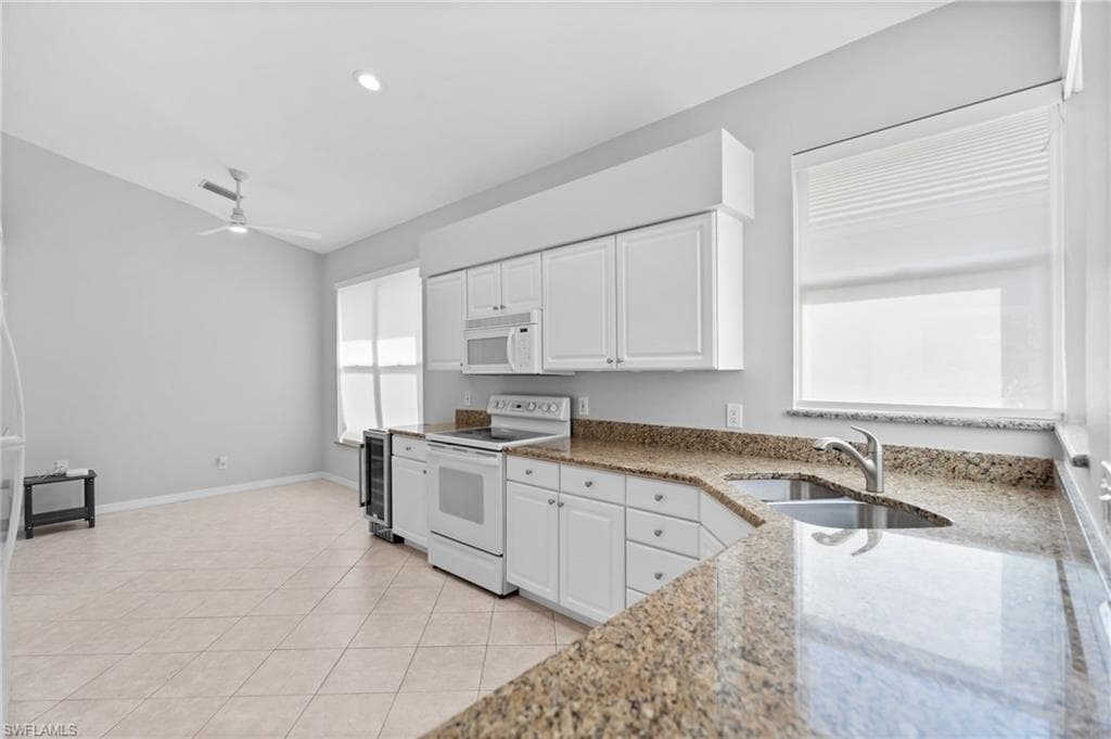1717 Winding Oaks WAY-11