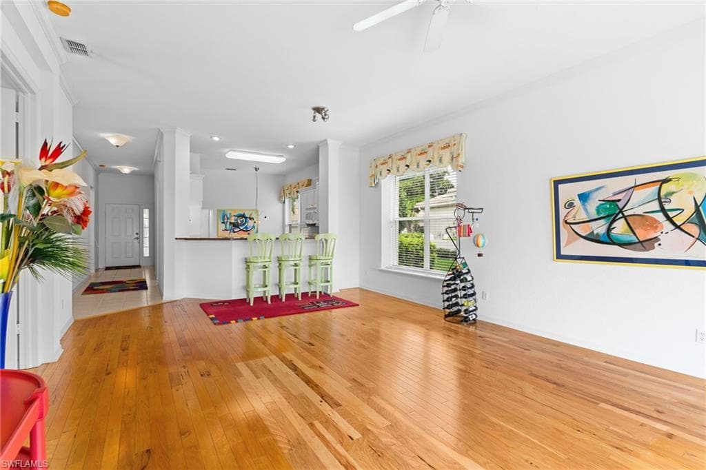 1843 Leamington LN-12