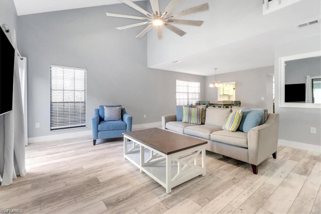 823 Meadowland DR 41-2-2