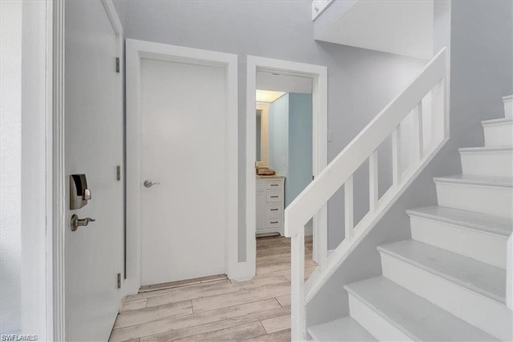 823 Meadowland DR 41-2-17
