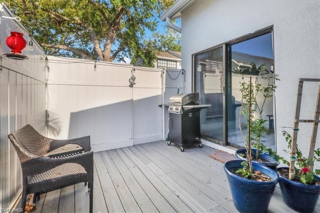 823 Meadowland DR 41-2-25