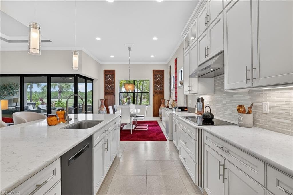 12904 Hadley CT-19