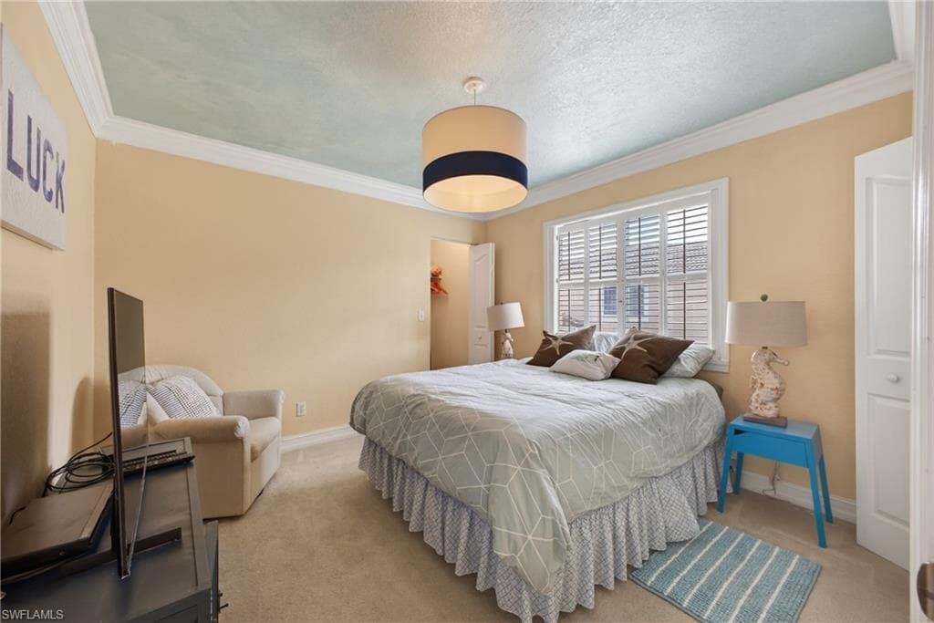 705 Luisa LN 822-24