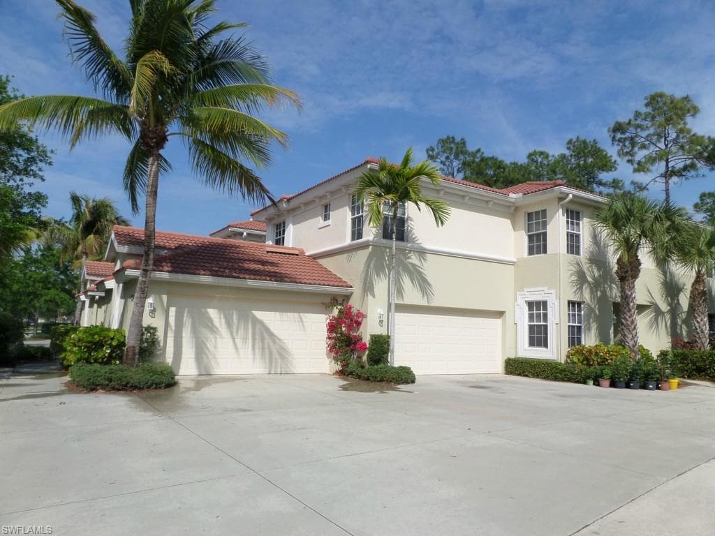 1634 Tarpon Bay DR S 202-1
