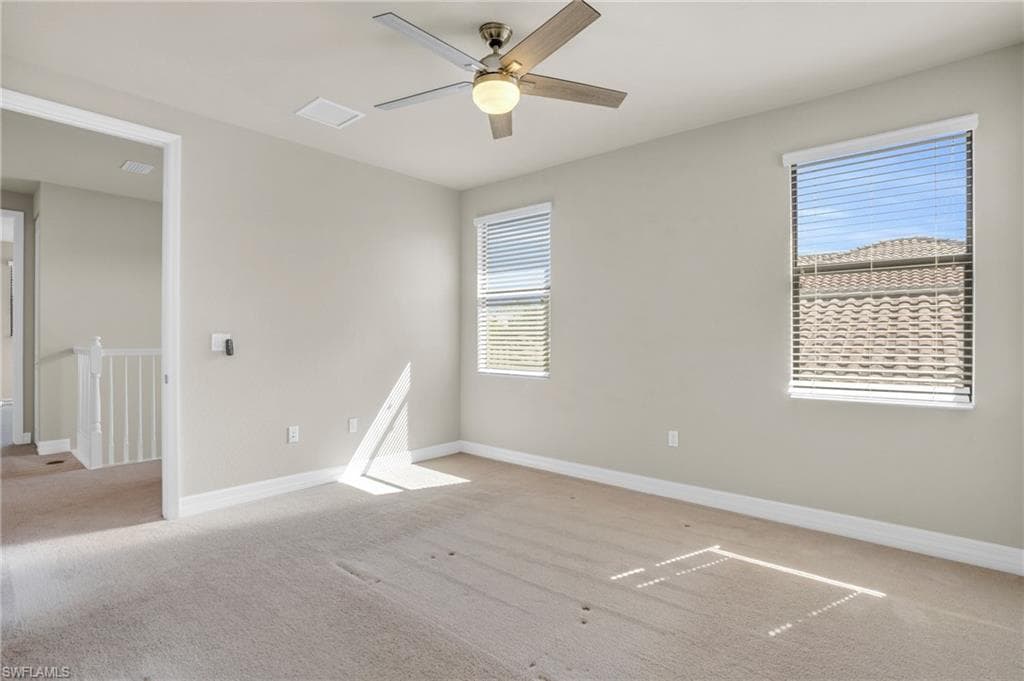 4420 Aurora ST-33
