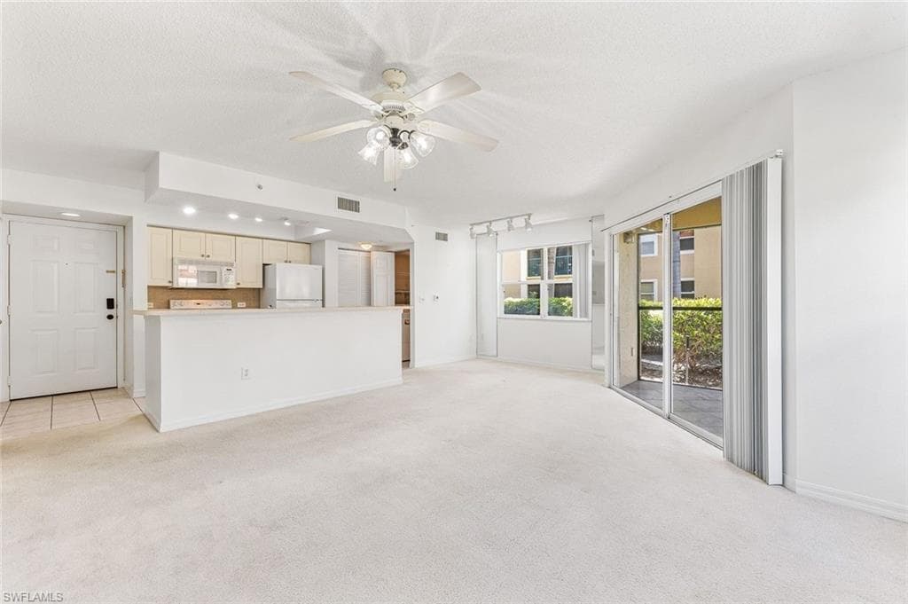 8920 Colonnades CT E 518-6