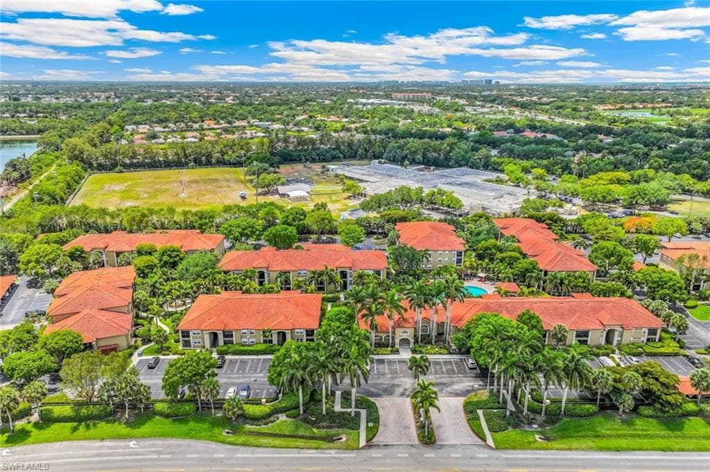 8920 Colonnades CT E 518-16