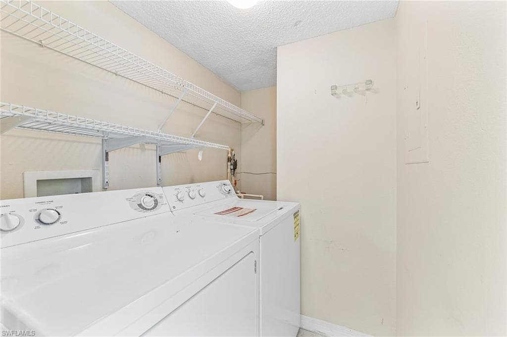 8920 Colonnades CT E 518-12