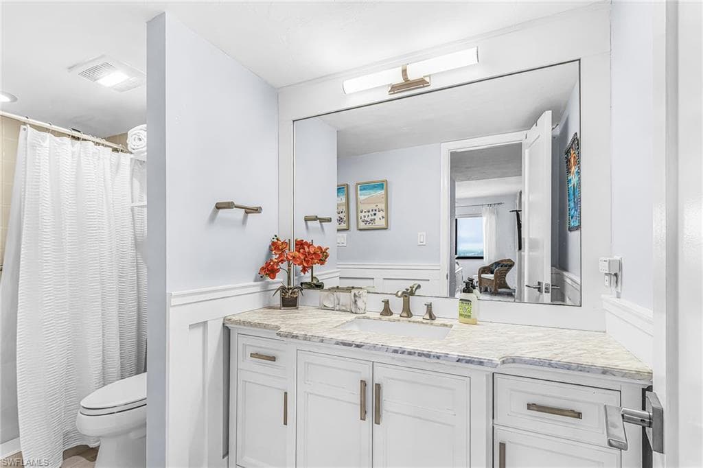 8402 Estero BLVD 704-15