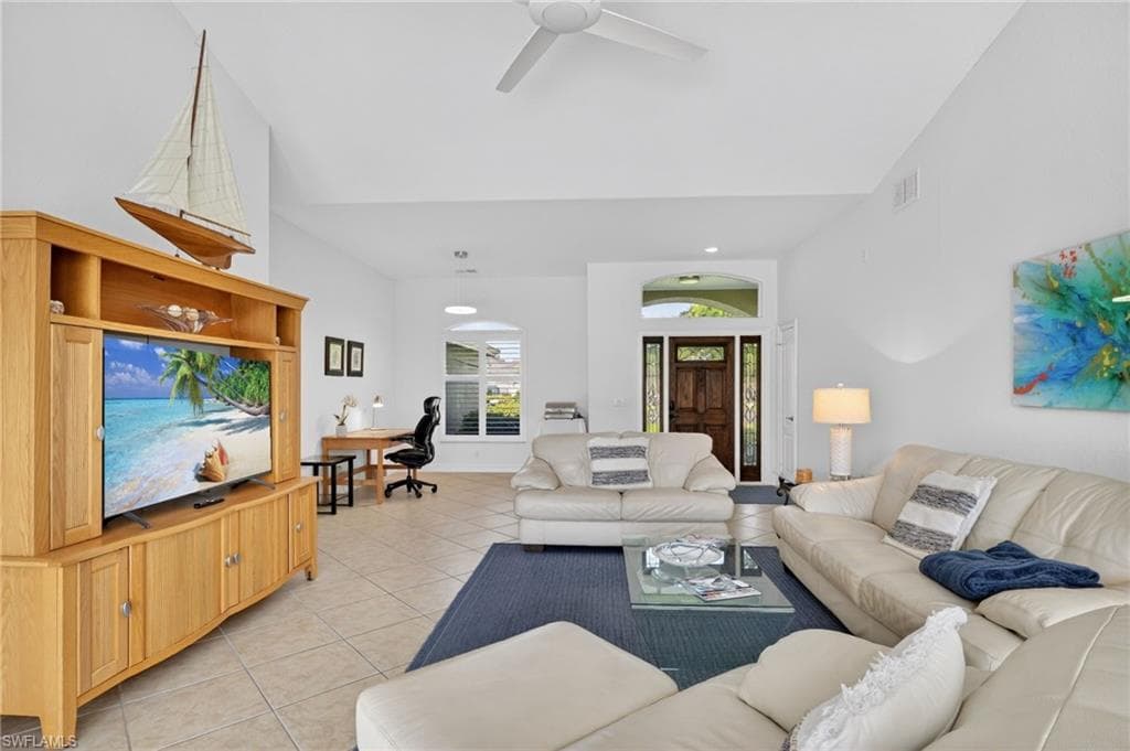 576 Briarwood BLVD-6