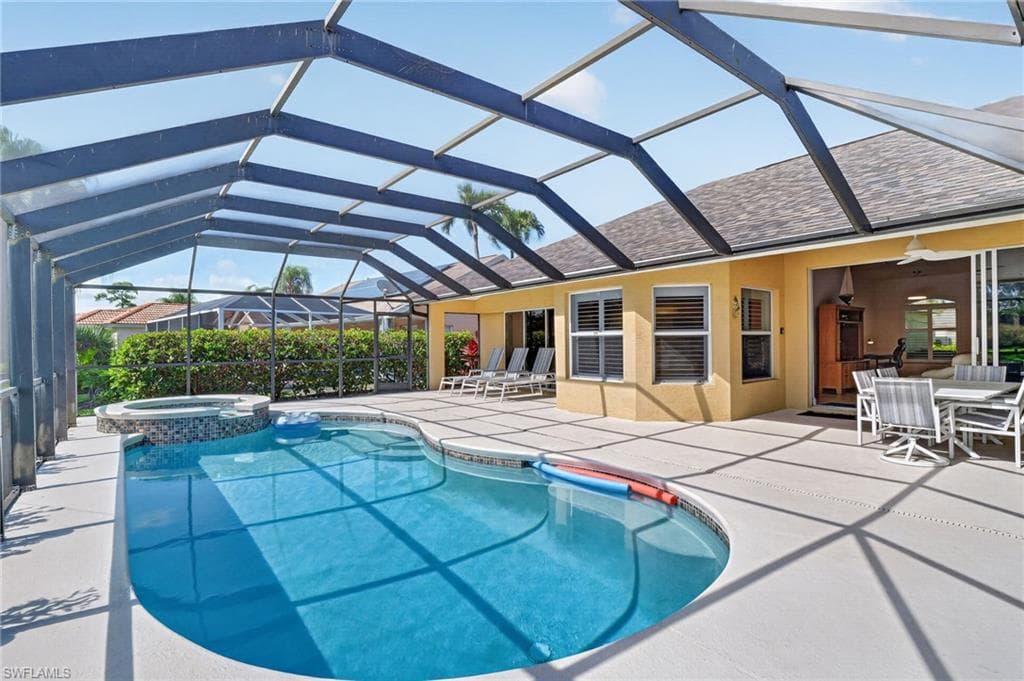 576 Briarwood BLVD-18