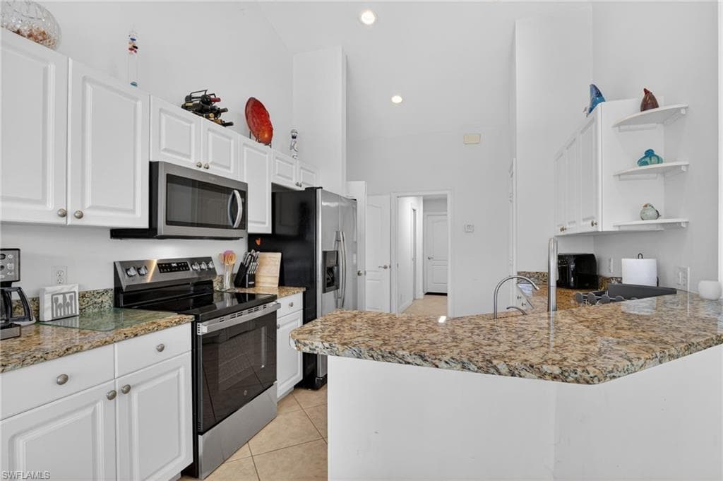 576 Briarwood BLVD-8