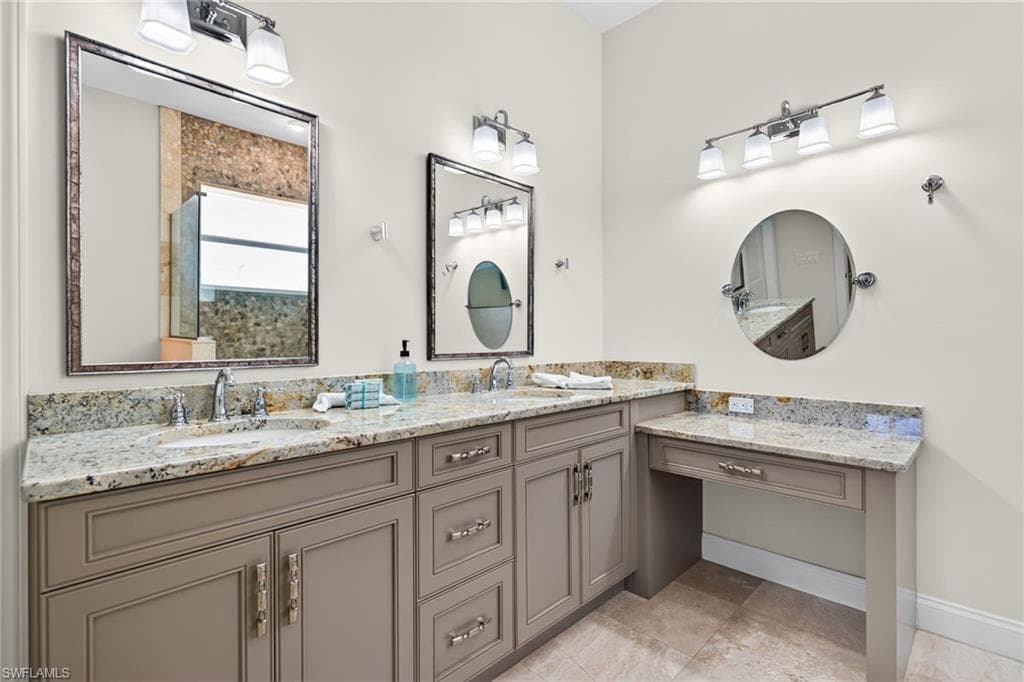243 Driftwood LN-15