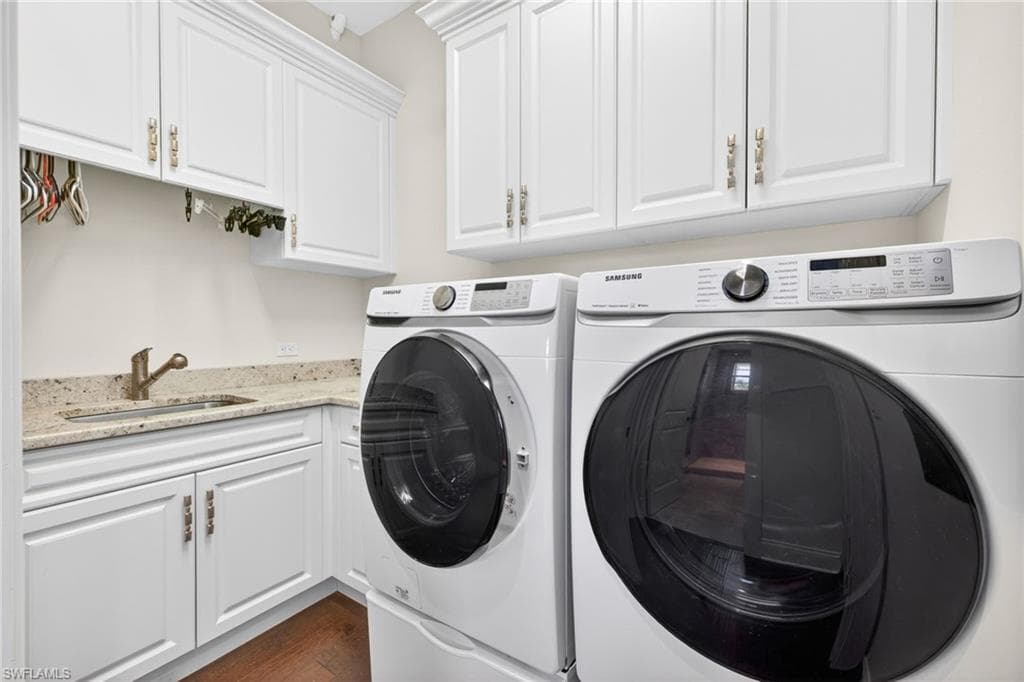 243 Driftwood LN-24