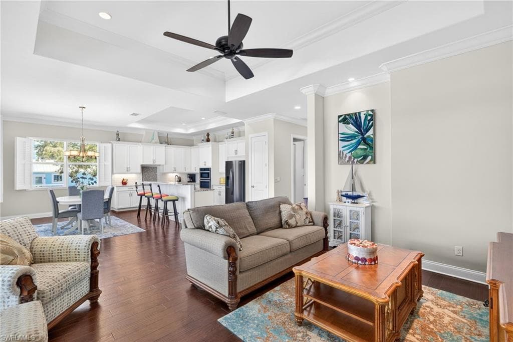243 Driftwood LN-8