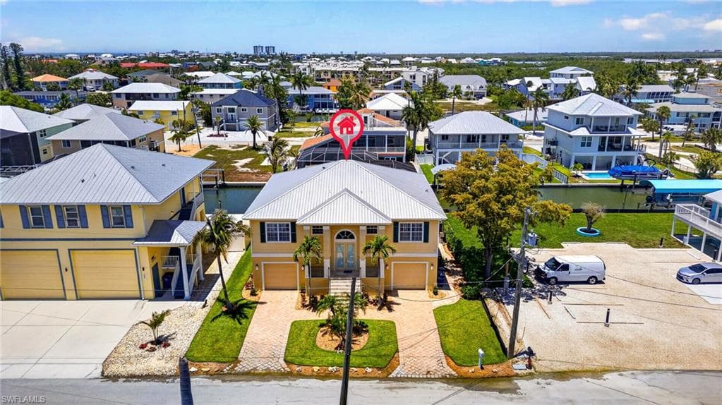 243 Driftwood LN-31