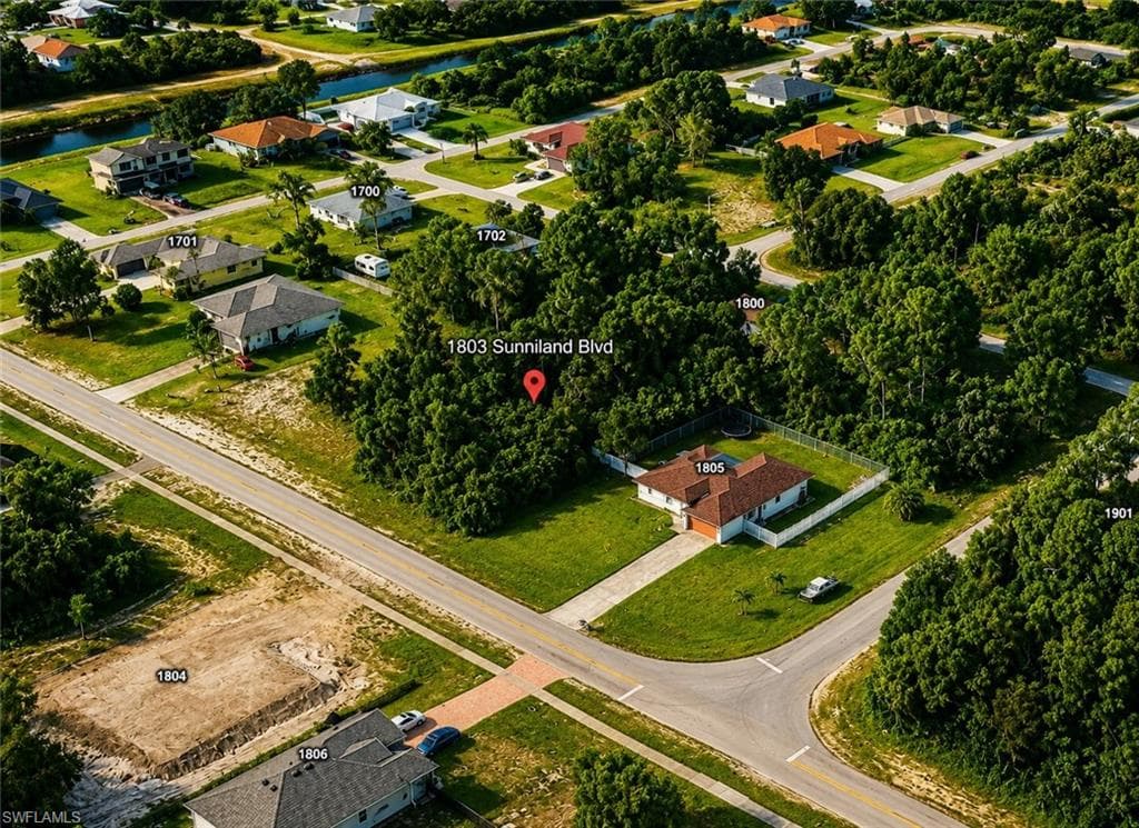 1803 Sunniland BLVD-6