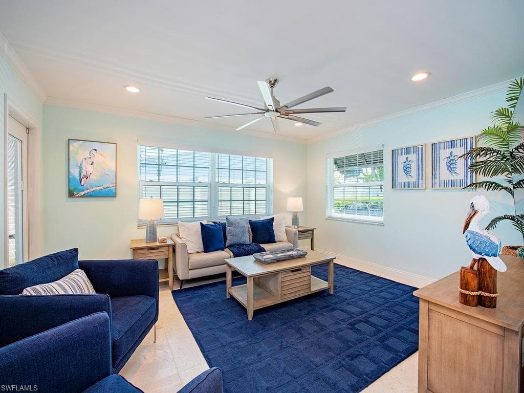 1195 14th AVE N-10