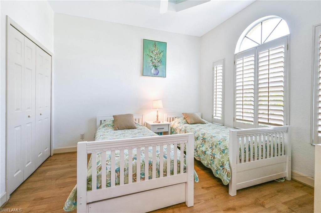 2259 Island Cove CIR-20
