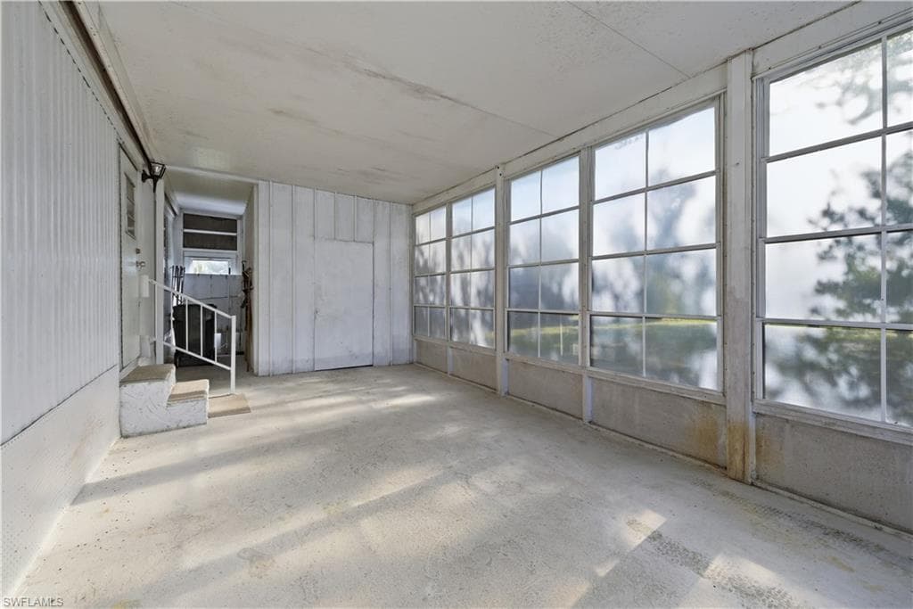 863 Manatee RD-6