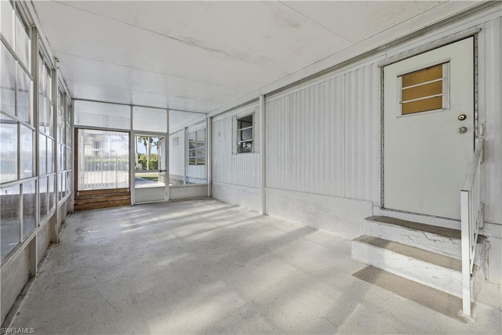863 Manatee RD-15