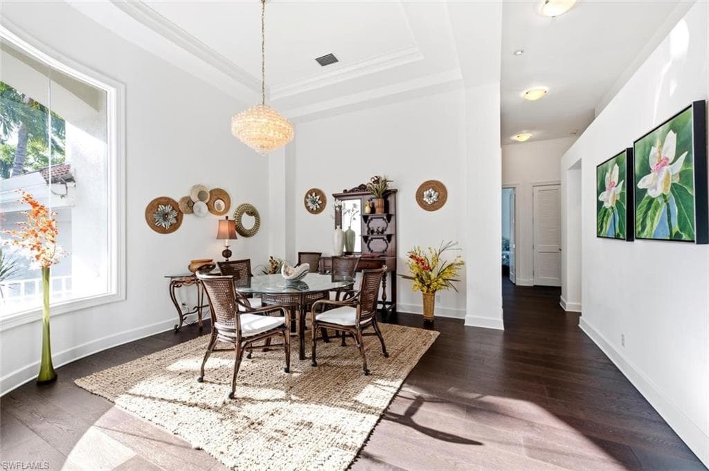 2540 Half Moon WALK-7