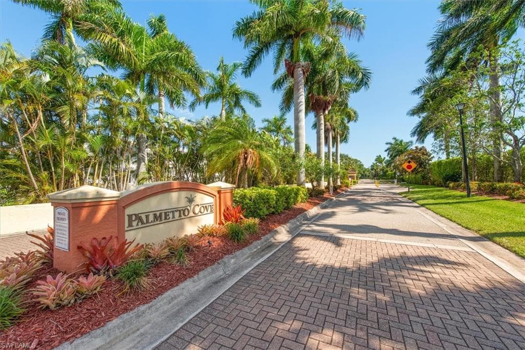 13750 Julias WAY 528-29