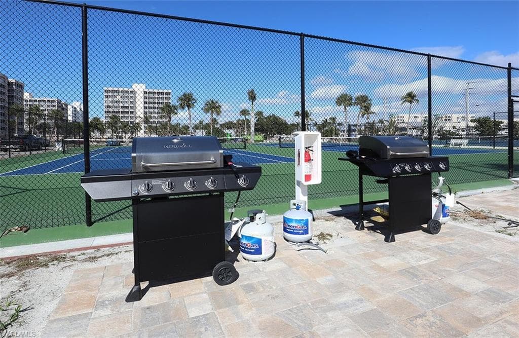 7300 Estero BLVD 606-27