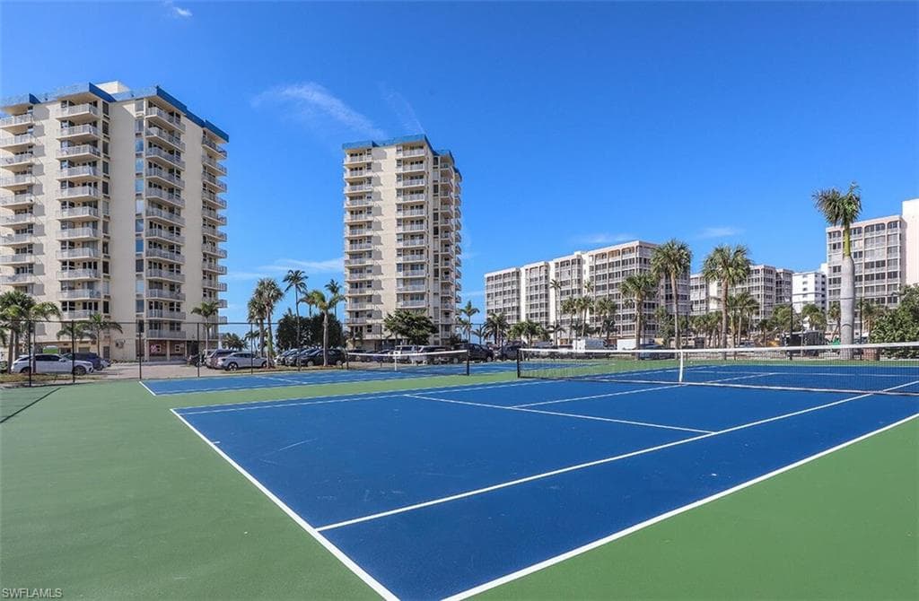 7300 Estero BLVD 606-25