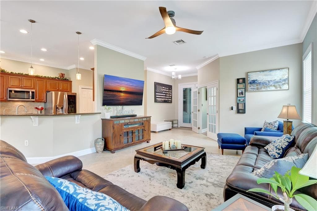 11230 Suffield ST-9